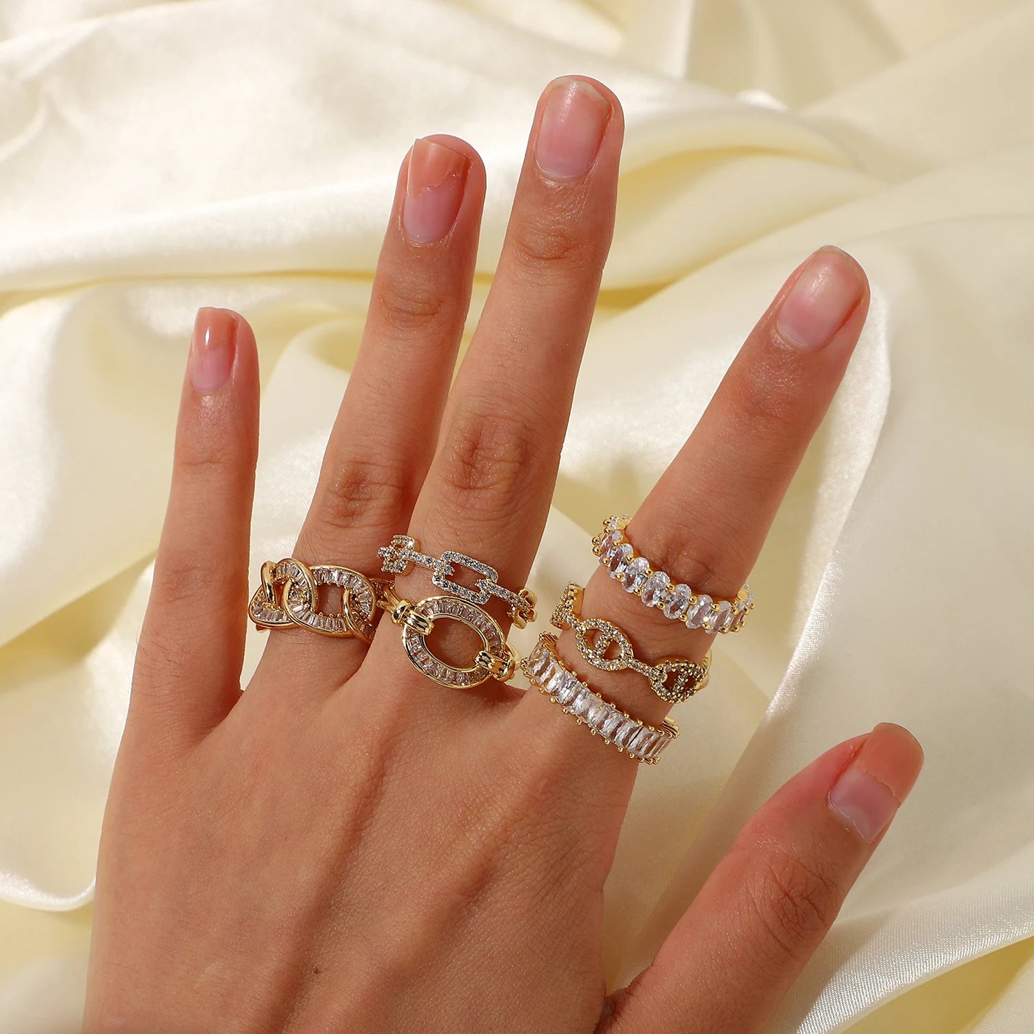 Anel-Retangular-Ajustável-com-Zircônia-Dolce-Diva