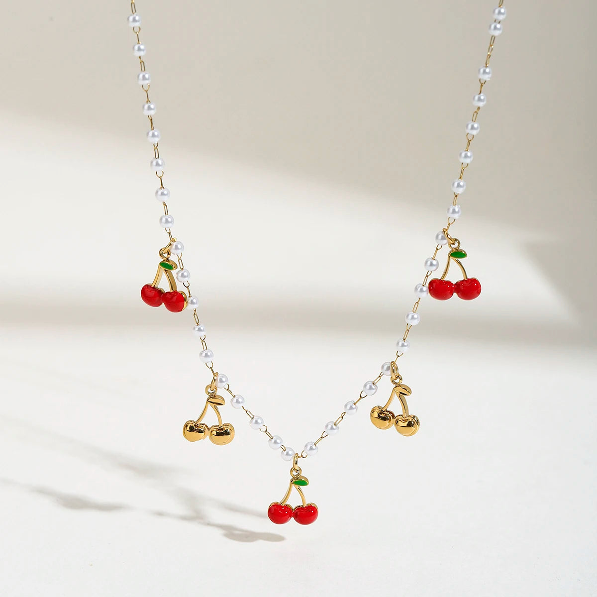 Colar-Cherry-Bloom-Banhado-a-Ouro-18k-Dolce-Diva