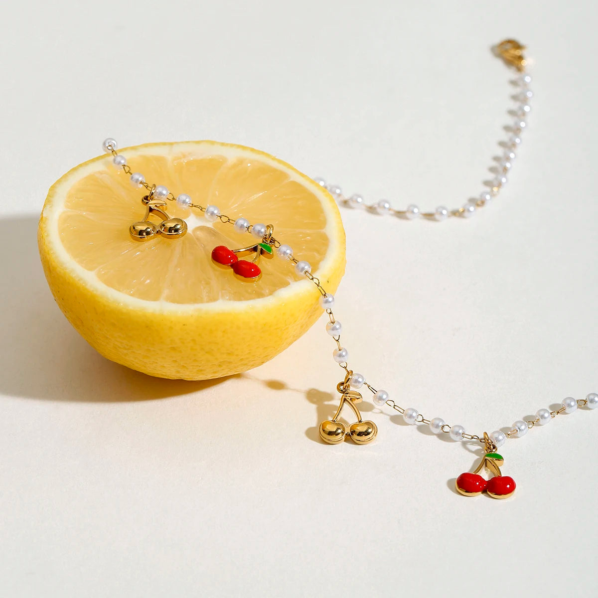 Colar-Cherry-Bloom-Banhado-a-Ouro-18k-Dolce-Diva