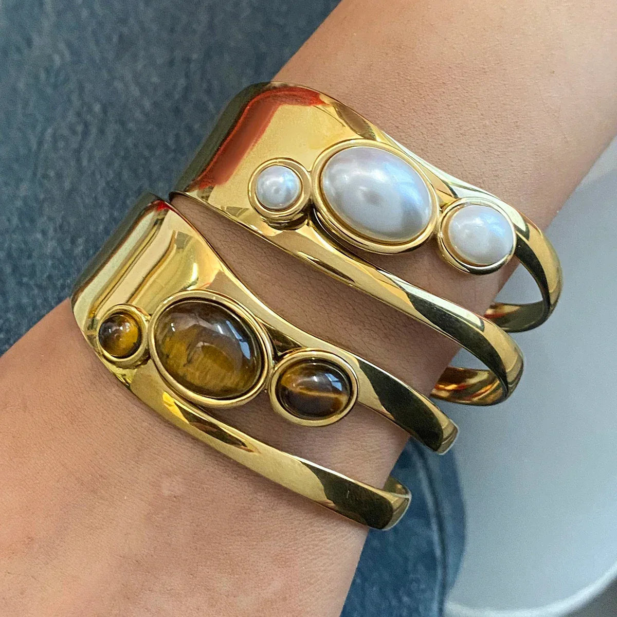 Pulseira Bangle Pearlstone Banhada a Ouro 18k – Dolce Diva - Dolce Diva