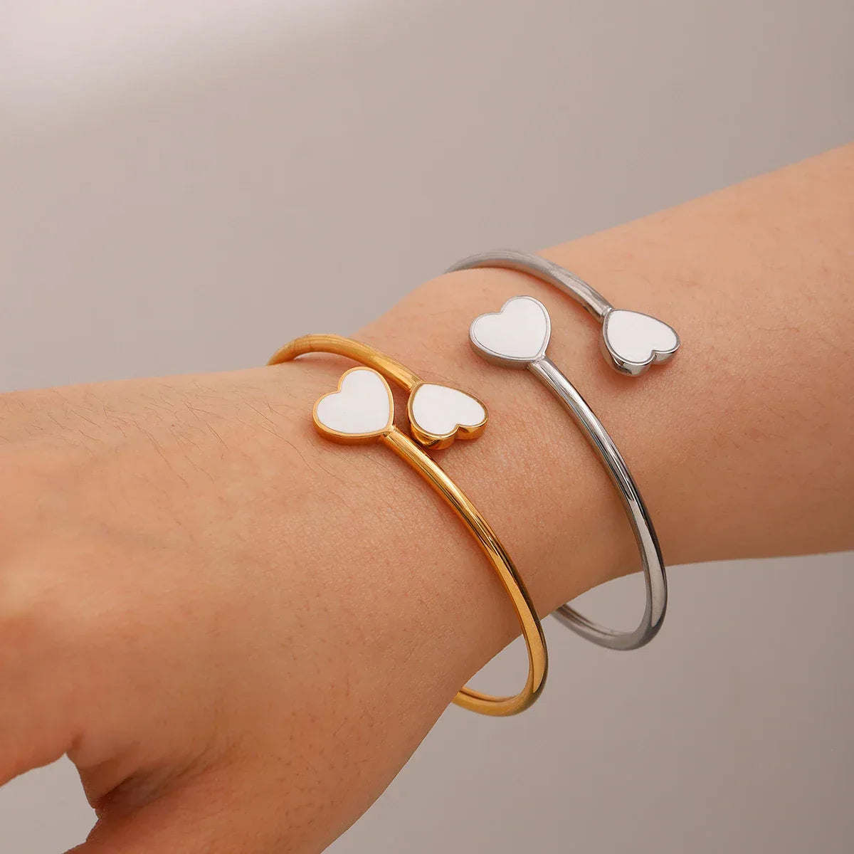 Pulseira Cuff Heartflow Banhada a Ouro 18k – Dolce Diva - Dolce Diva